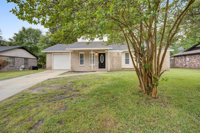 Primary Photo - 105 Wadmalaw Cir