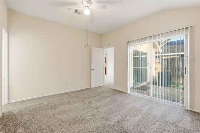 Building Photo - 1431 Stevenage Ln