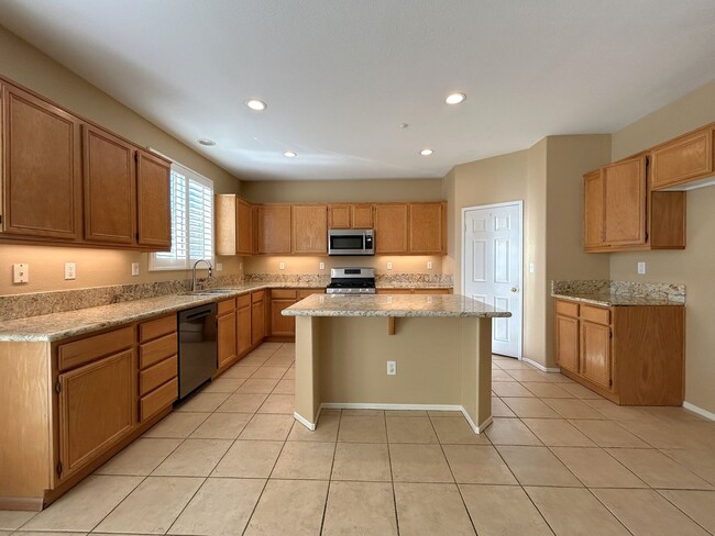 Building Photo - Beautiful, 2-Story 4-Bedroom Home on a Cul...