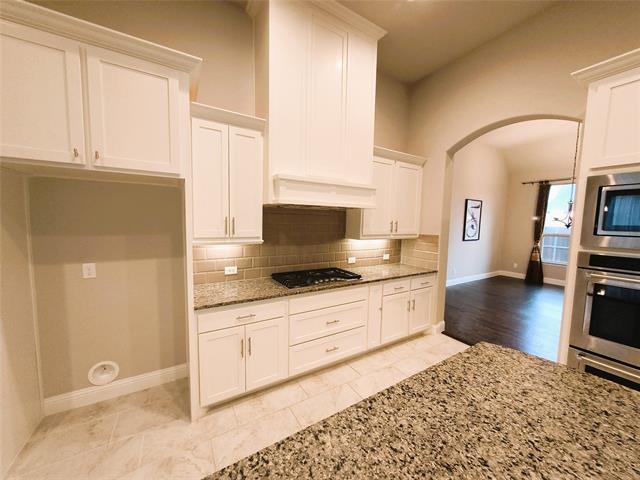 Building Photo - 1616 Silla Dr