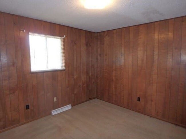Building Photo - 3410 Bonny Linn Dr