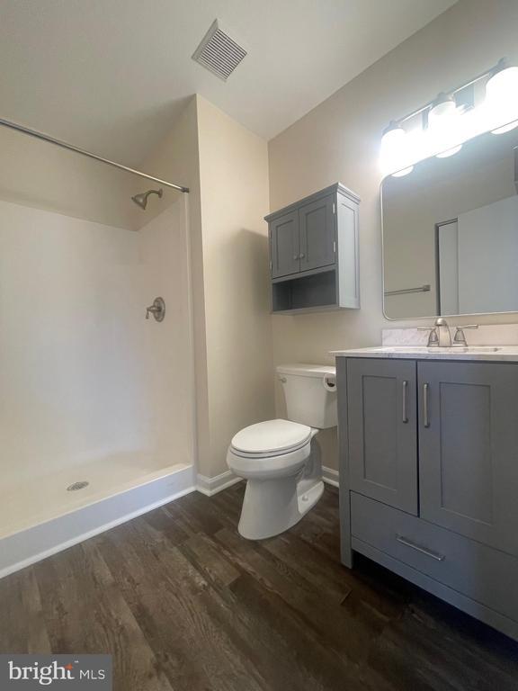 Building Photo - 152 Brookland Ct