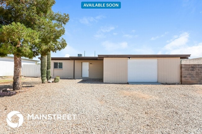 Building Photo - 7530 E Poinciana Dr