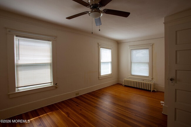 Building Photo - 13 1st St