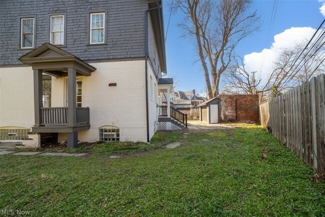 Building Photo - 14605 S Woodland Rd