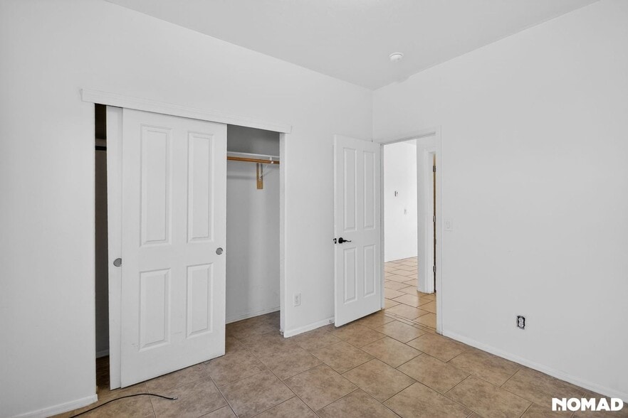 Building Photo - 3610 Cam Del Rancho