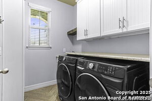 Building Photo - 8881 Highland Dawn