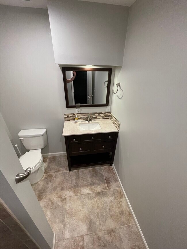 Building Photo - 7604 NW 76 Way