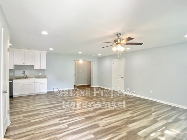 Building Photo - 27 Pollux Cir E