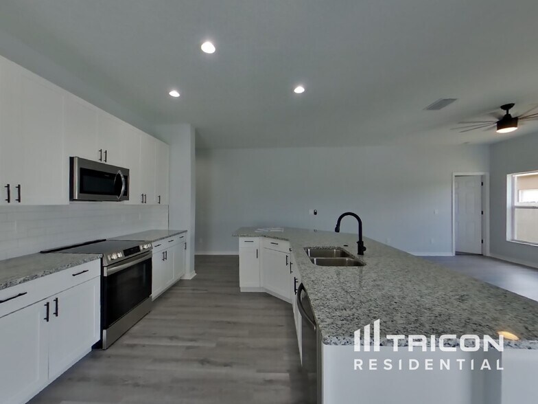 Building Photo - 504 Magnolia Pointe Ct