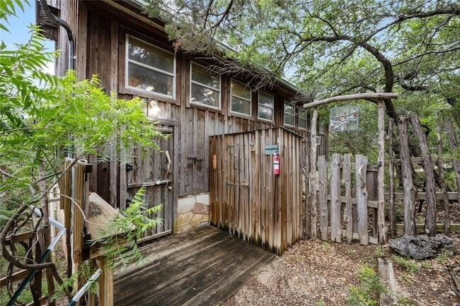 Primary Photo - 15207 Farm to Market Rd 2769