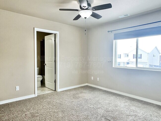 Building Photo - 9532 Bryce Canyon Dr