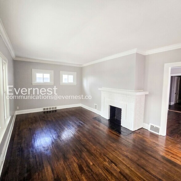 Building Photo - 3411 Beechwood Ave