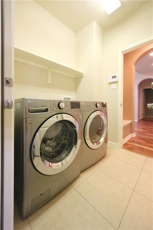 Building Photo - 1909 Manada Trail