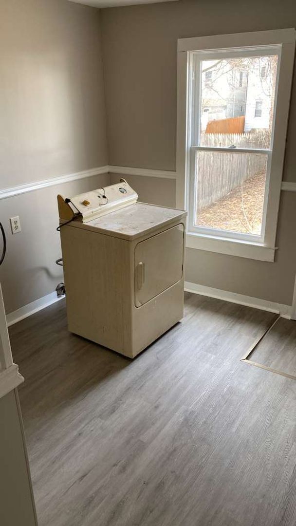 Building Photo - 302-304 13th Avenue, Scranton, Pennsylvania