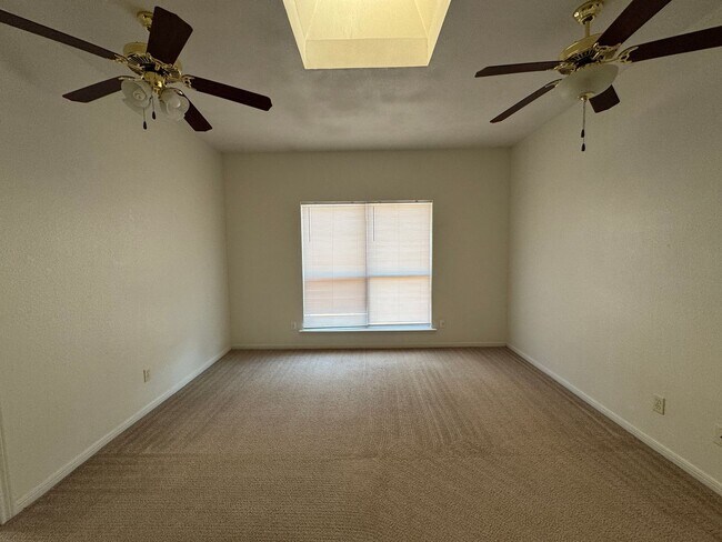 Building Photo - 3-Bedroom House for Rent in Killeen