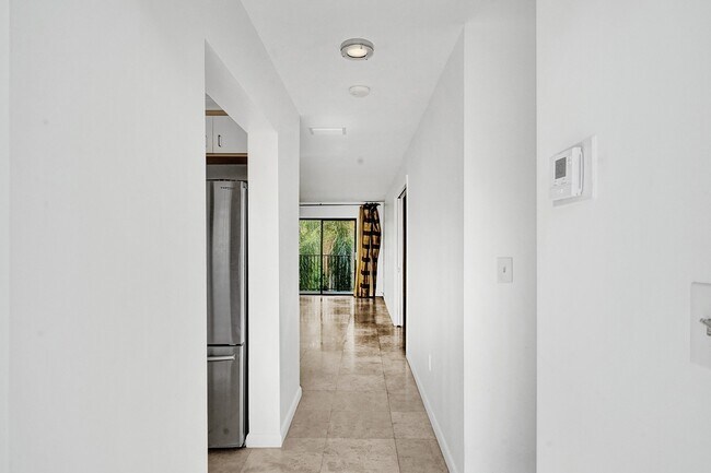 Building Photo - 2514 Taylor St