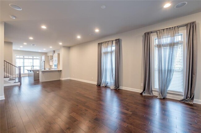 Building Photo - 4216 Deming Cir