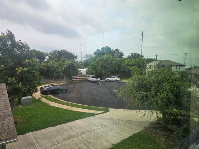 Building Photo - 3112 Armidale Dr