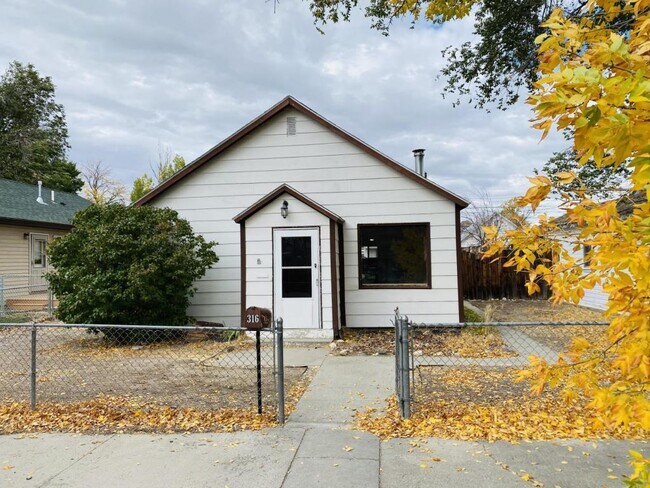 Building Photo - 316 E Jefferson
