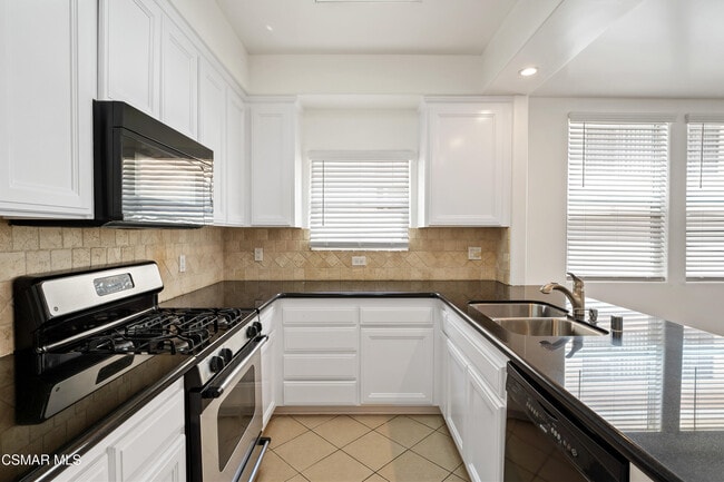 Building Photo - 5224 Corteen Pl