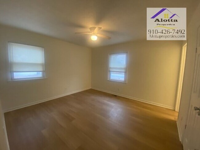 Building Photo - 525 Odell Rd