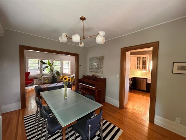 Building Photo - 749 Fairmount Ave