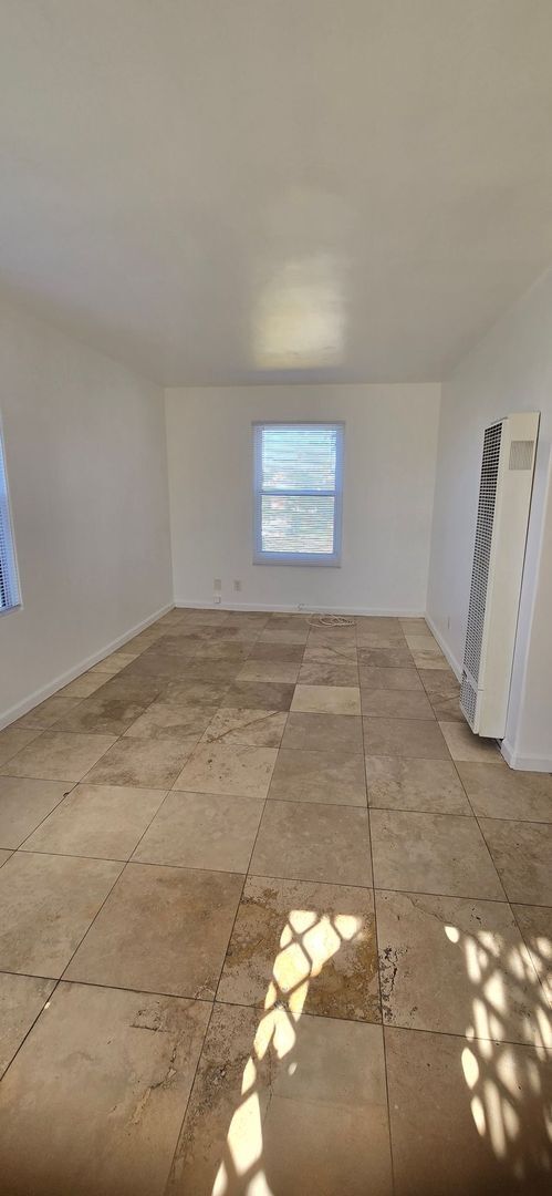 Building Photo - 6719-21 Wunderlin Ave