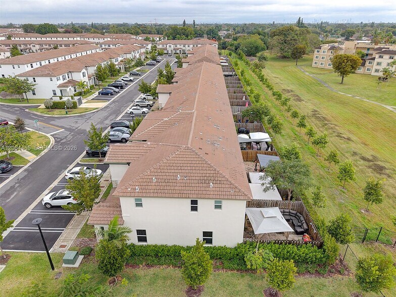 Building Photo - 12121 NW 23rd Ct