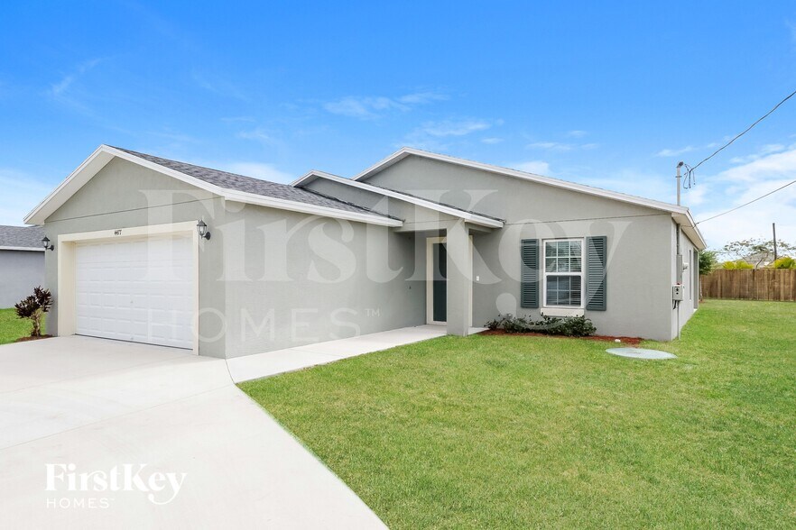 Building Photo - 4477 Southwest