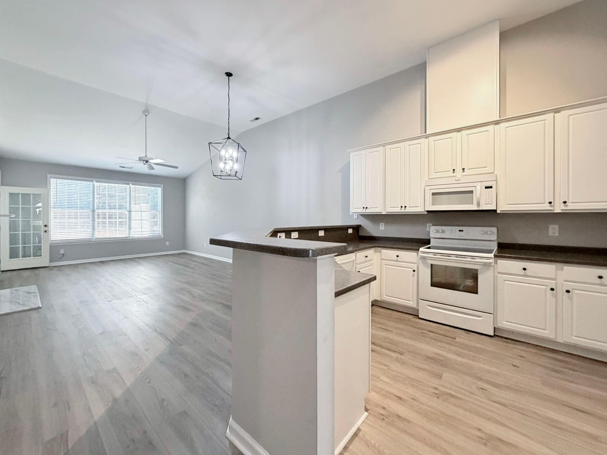 Building Photo - 10483 Dapping Dr