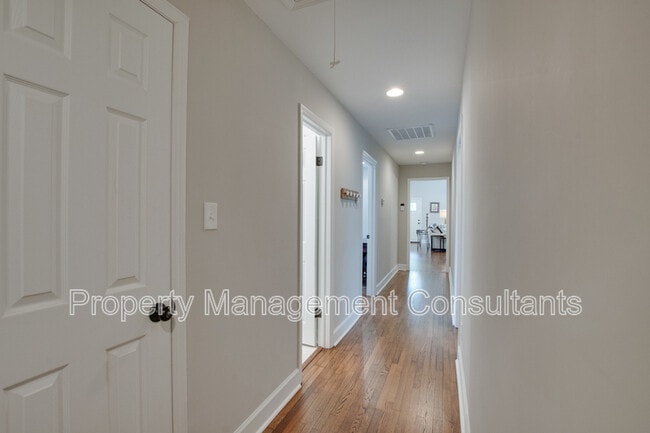 Building Photo - 805 Rison Ave NE