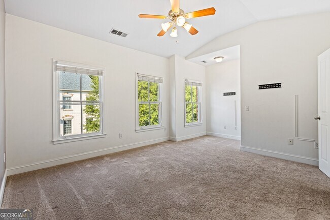 Building Photo - 2649 Colgan Ct SE