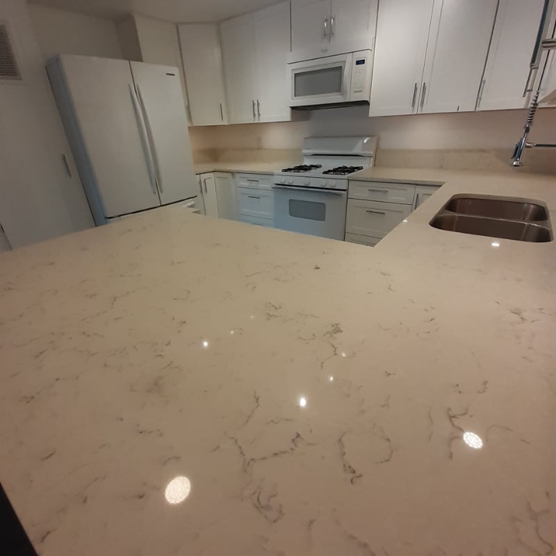 Building Photo - 9885 Caspi Gardens Dr