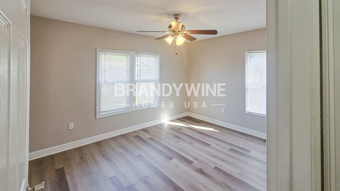 Building Photo - 1912 W Grace St