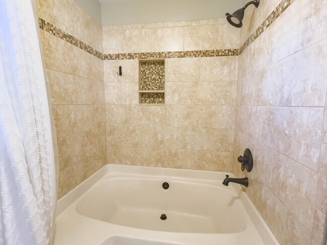 Building Photo - 4196 Hedgerow Ln