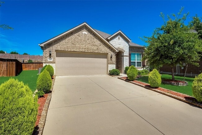 Building Photo - 601 Elm Creek Dr