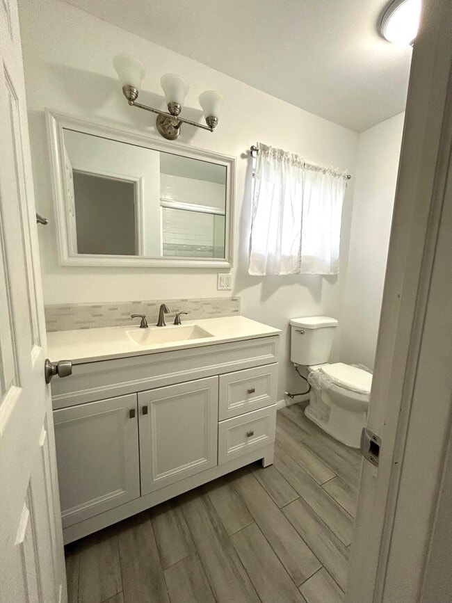 Building Photo - 2723 Dudley Dr W