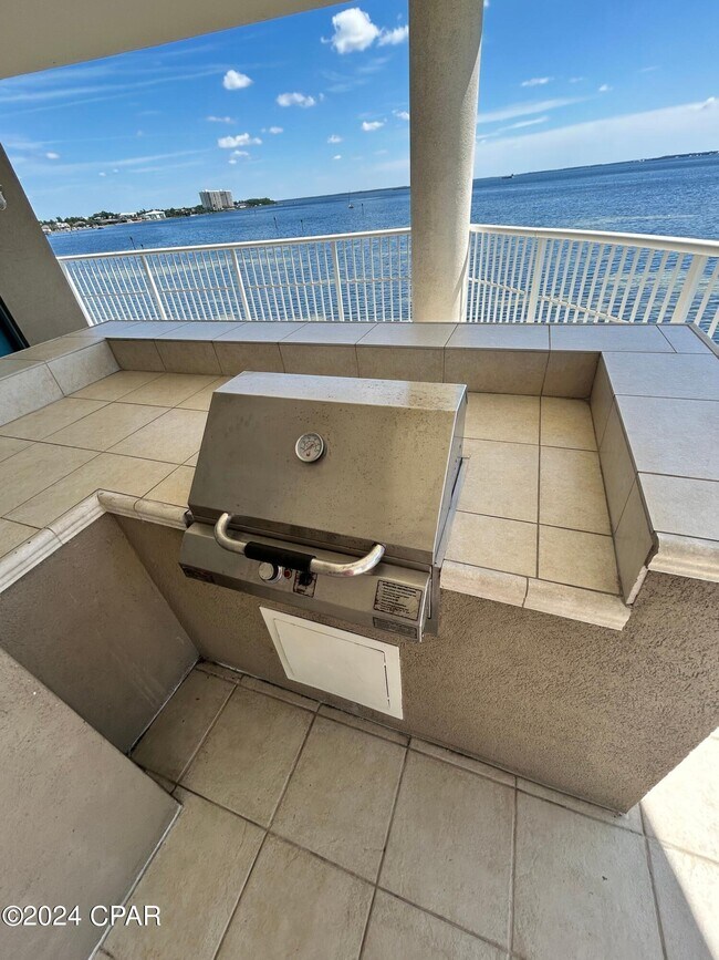 Building Photo - 6422 US-98