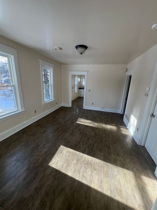 Building Photo - 314-16 Poplar St