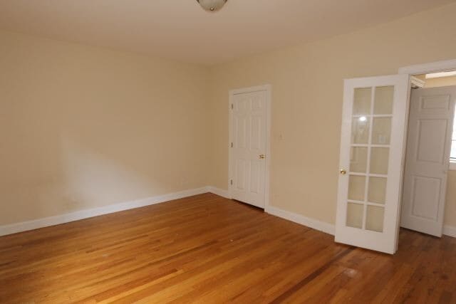 Building Photo - 667 W Cornelia Ave