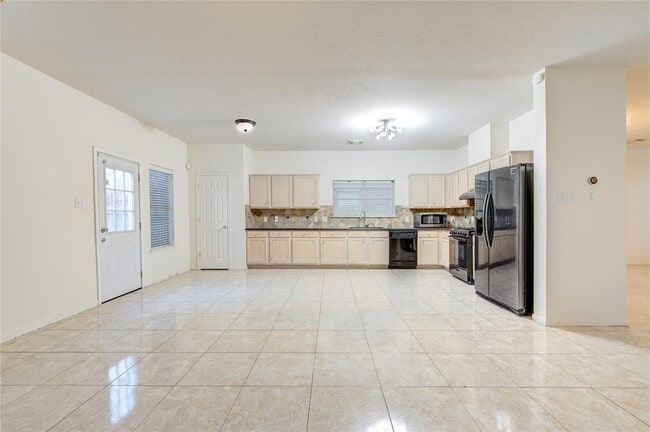 Building Photo - 21735 Oakbridge Park Ln