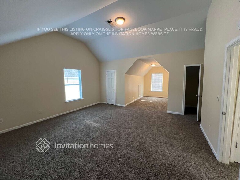 Building Photo - 4138 Ash Tree St SW