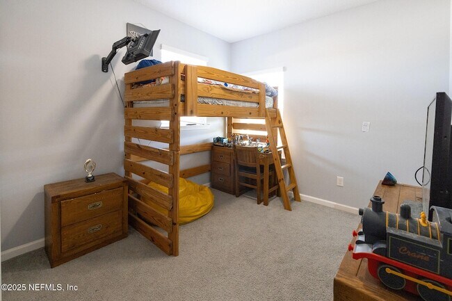 Building Photo - 35 Mercutio Ln