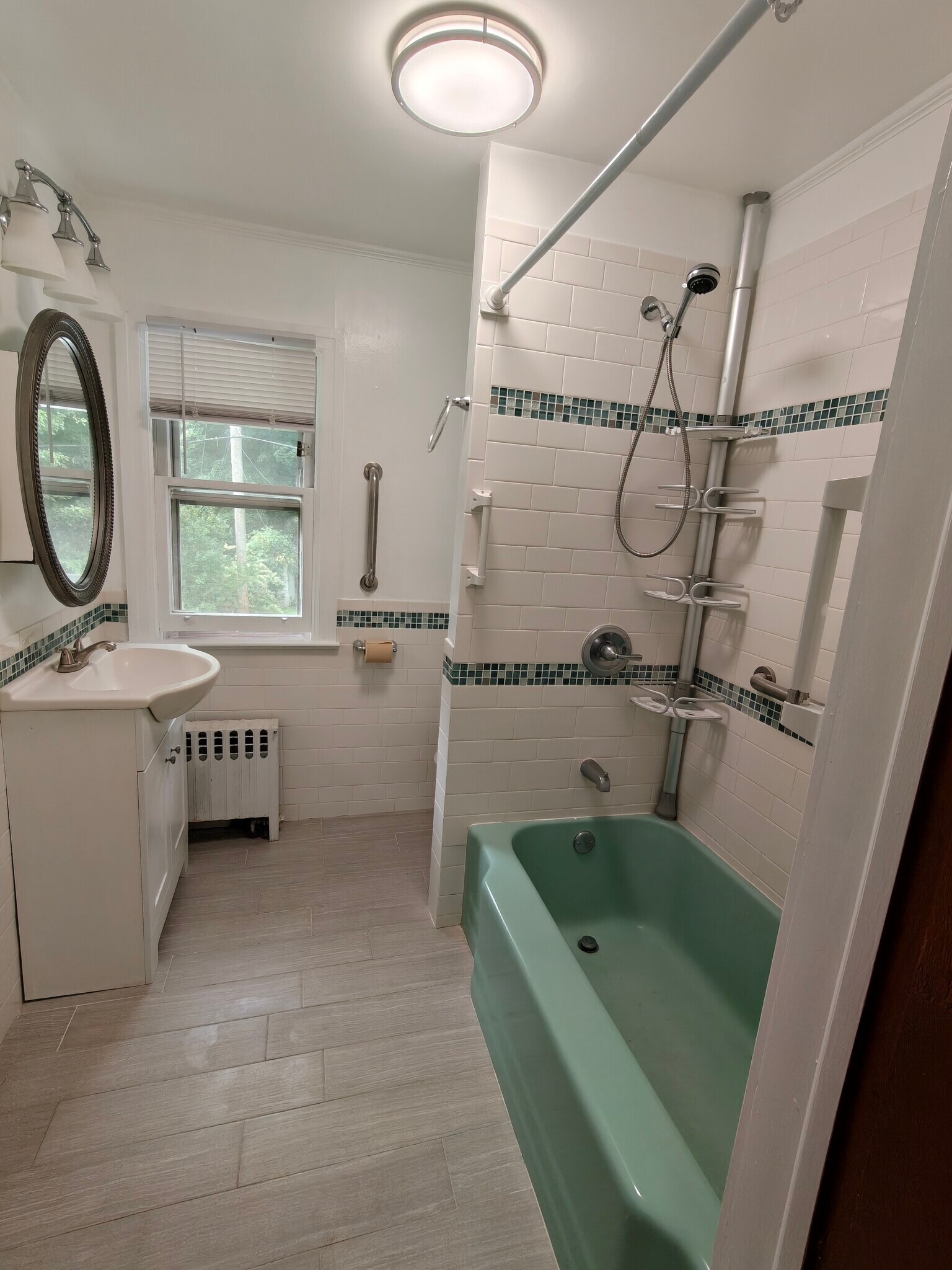 Bathroom - 45 Beakes Rd
