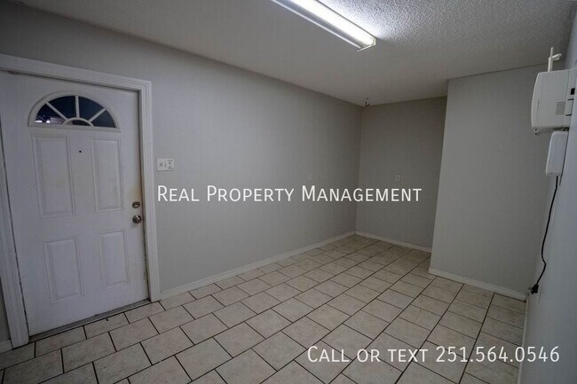 Building Photo - 4651 Carlile Dr