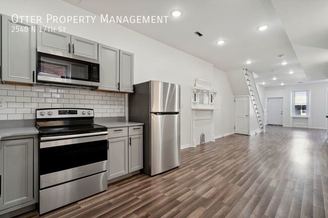 Primary Photo - 2540 N 17th St