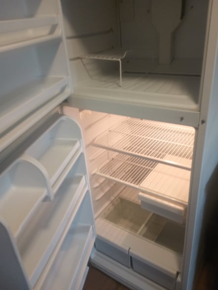 Building Photo - 9415 California Ave