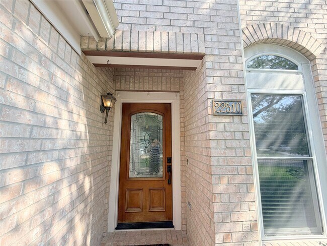 Building Photo - 22510 Tullis Trail Ct