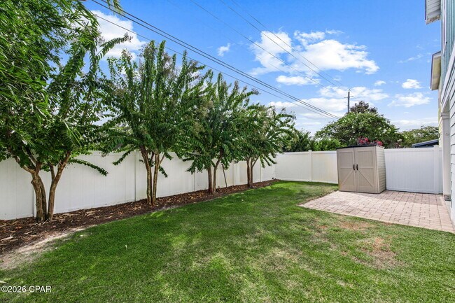 Building Photo - 71 Grayling Way